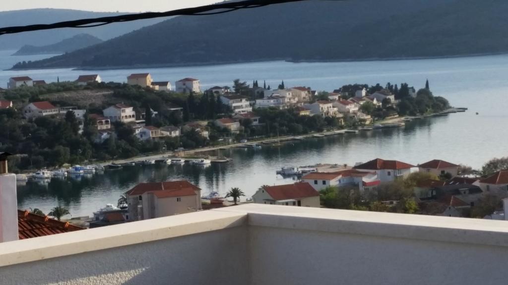 Apartments Plejic Seget Vranjica Exterior photo