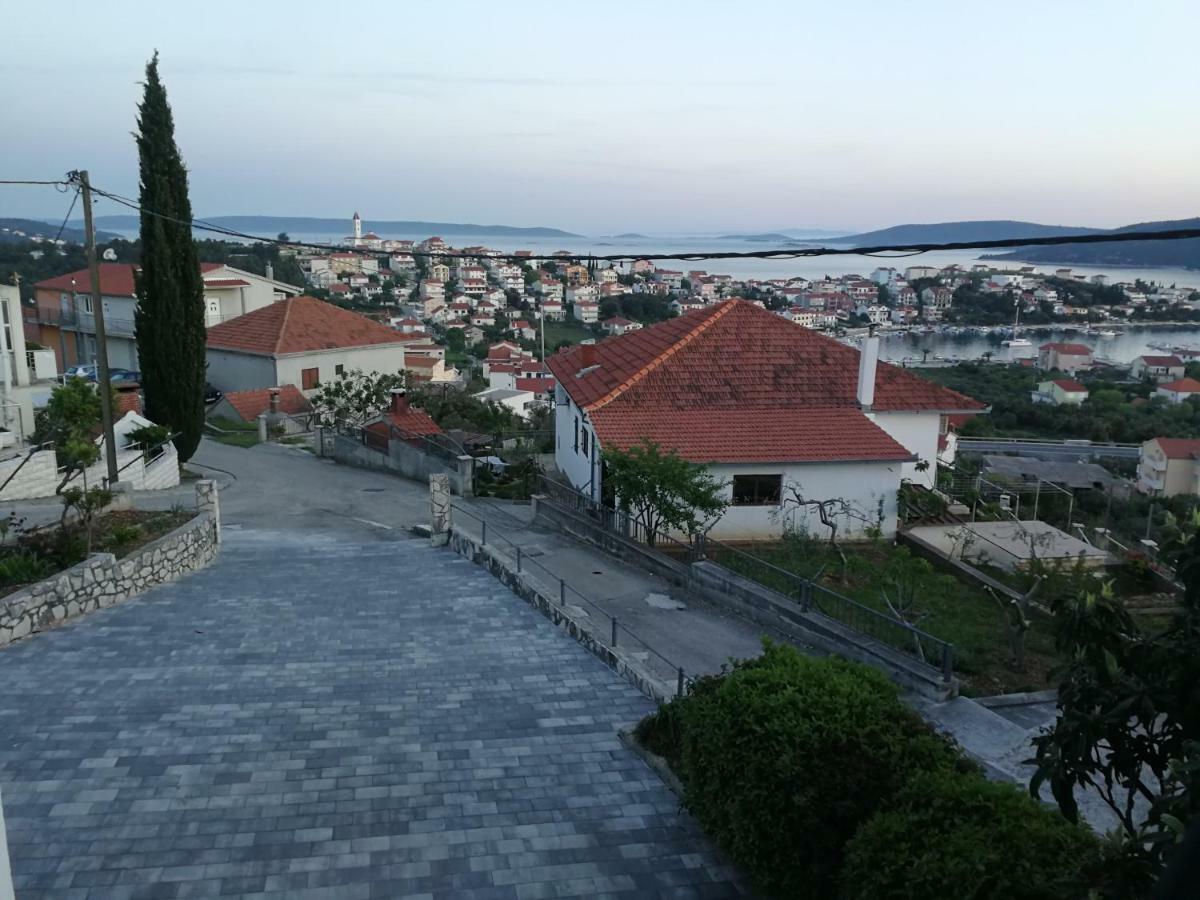 Apartments Plejic Seget Vranjica Exterior photo